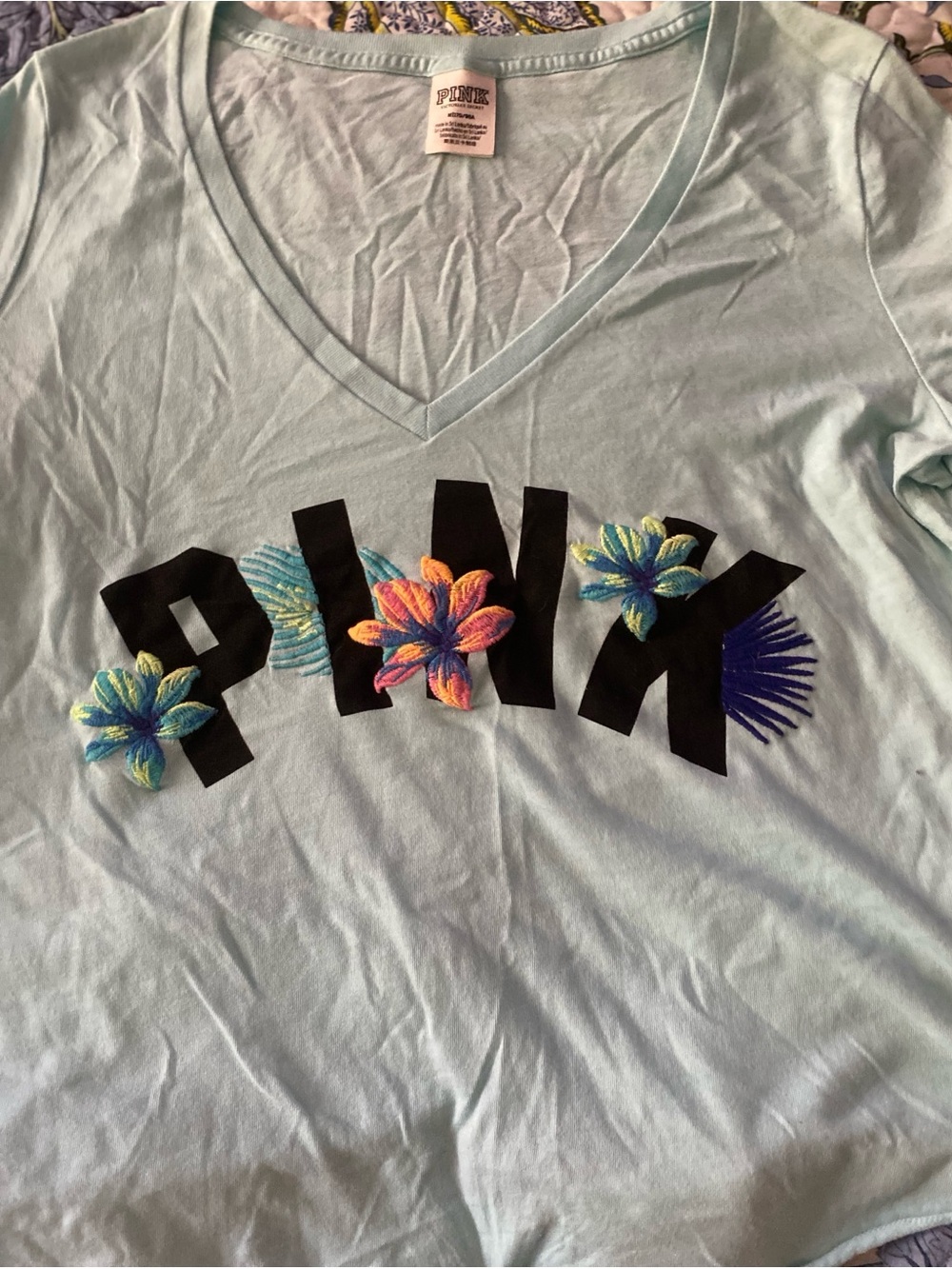 PINK Victoria's Secret Women's Light Blue V-Neck Floral Logo Tee